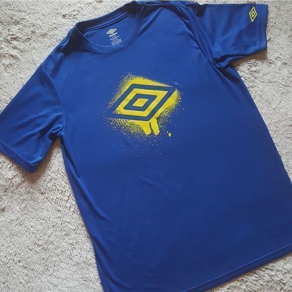 Umbro short sleeve shirt Boys size XL Blue - Picture 1 of 4
